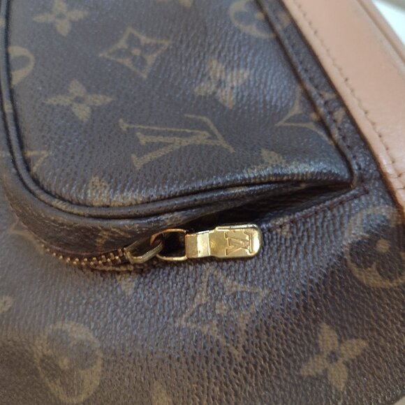 Louis Vuitton Montsouris MINI backpack! - Picture 5 of 15